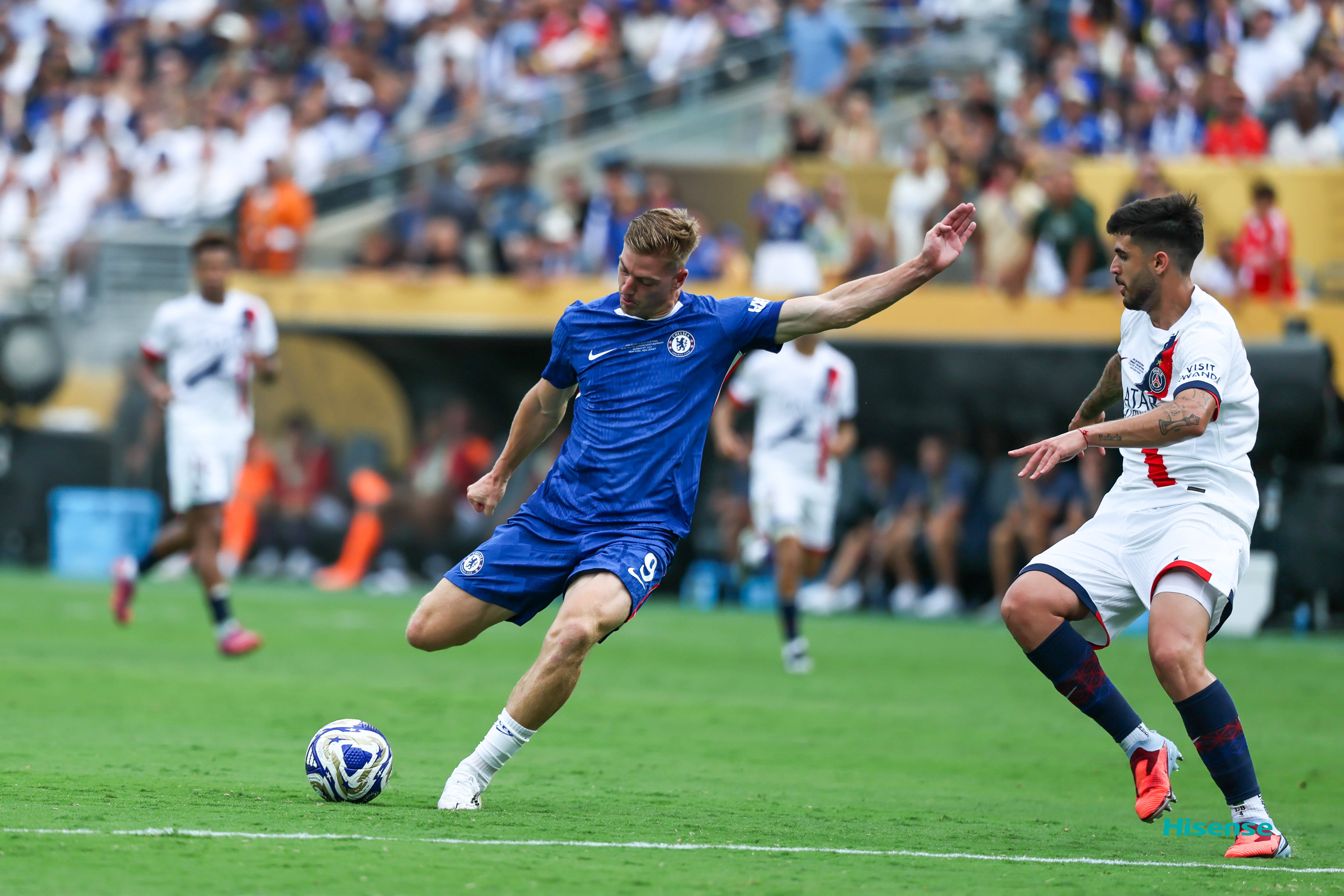 世界杯常规赛爆出冷门！切尔西小胜AC米兰，争冠形势突变的简单介绍